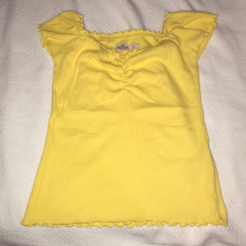 hollister off the shoulder crop top